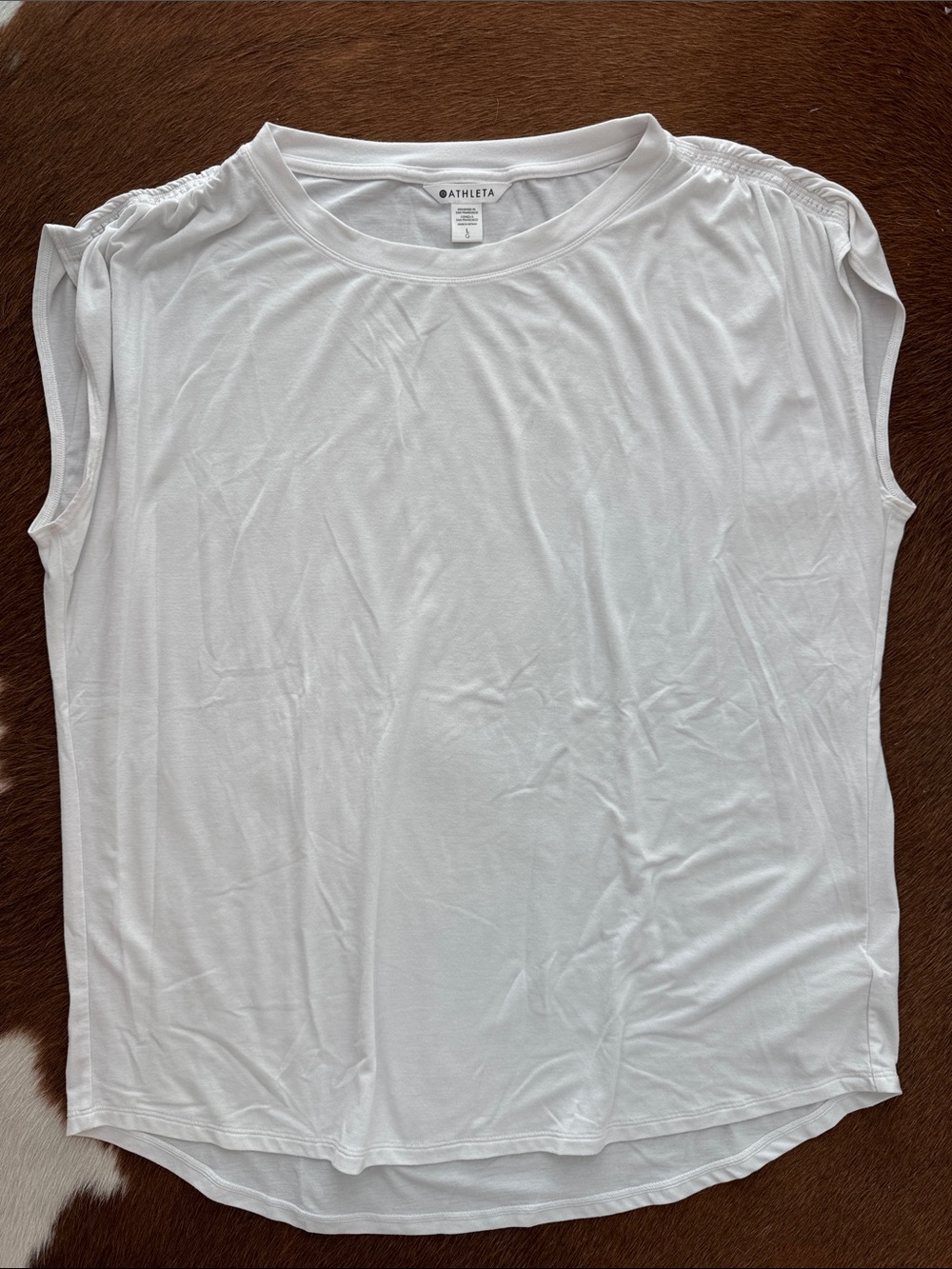 Athleta White Sleeveless Scoop Neck Tank
